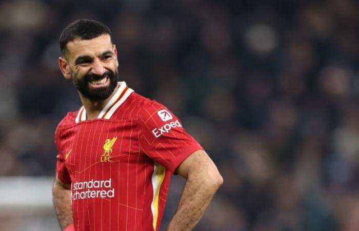 اتخذ قراره.. الكشف عن وجهة محمد صلاح المقبلة!