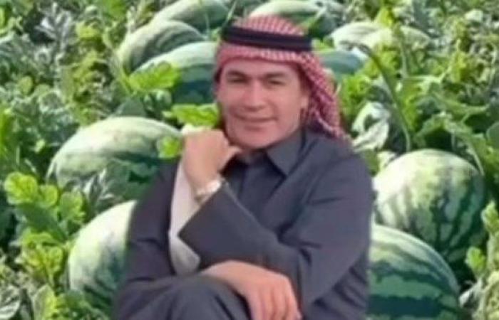 «وسط البطيخ».. الحضري يحتفل بطريقة خاصة بعيد ميلاده الـ 52| شاهد