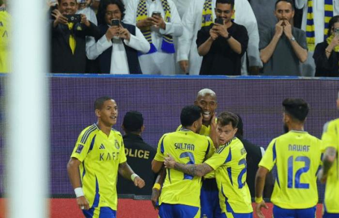 القنوات الناقلة لمباراة النصر والخليج في الدوري السعودي 2025