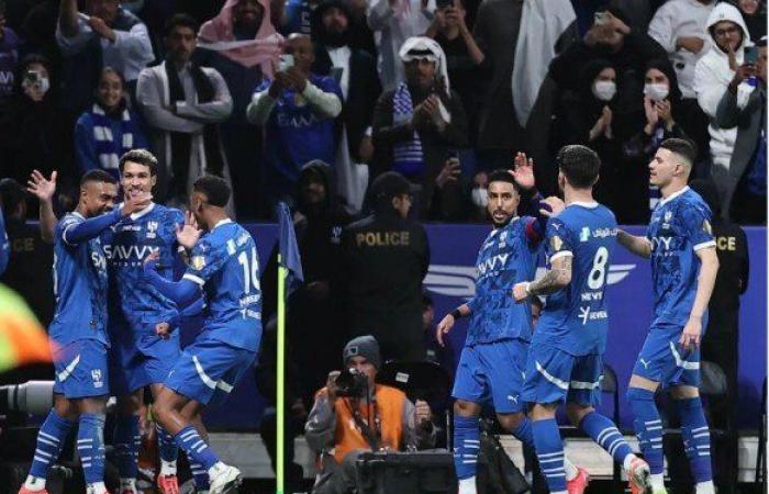 الهلال يهزم الوحدة برباعية ويعزز صدارته للدورى السعودى