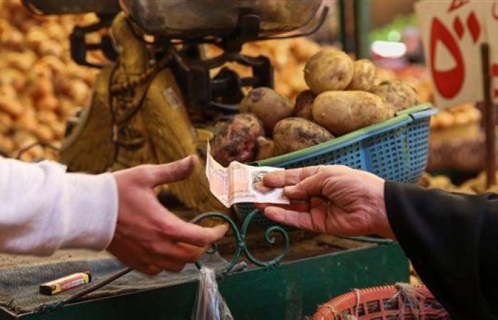 معدل التضخم السنوي في مصر يتراجع إلى 23.2%