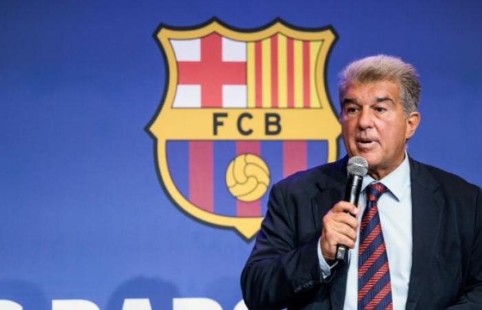 برشلونة مجبر على تمديد بقاء نجم الفريق للموسم المقبل