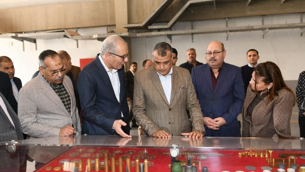 تعزيز الطاقات الإبداعية للعاملين وتشجيعهم على طرح الأفكار البحثية