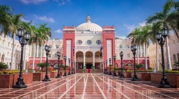 الجامعة البريطانية