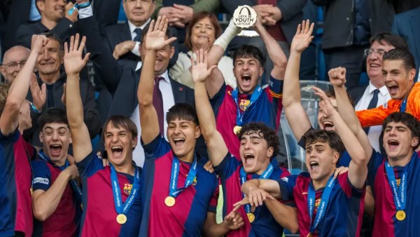 برشلونة يتعادل 3-3 مع إنتر ميلان في مباراة مثيرة بدوري أبطال أوروبا