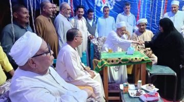 شاهد.. شيخ الأزهر بالجلباب خلال حفل بخطبة حفيدة شقيقه بالأقصر