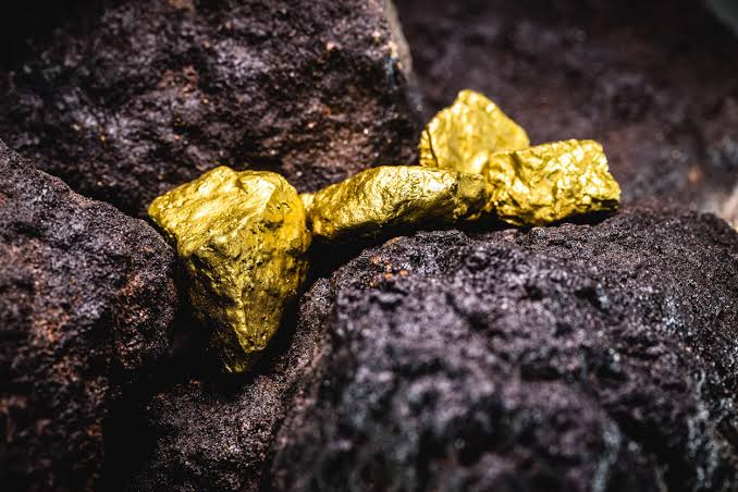 غانا تتوصل إلى اتفاق مع 9 شركات تعدين لشراء 20% من إنتاج الذهب