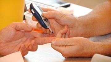 هبوط السكر المفاجئ.. أسبابه وطرق التعامل معه