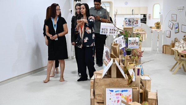 وزيرة التضامن تتفقد نماذج مجمعات حضانات ورياض الأطفال في سنغافورة