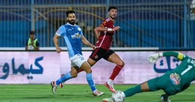 “ما الذي يحدث عند تعادل النقاط بين الأهلي وبيراميدز في الدوري المصري؟”
