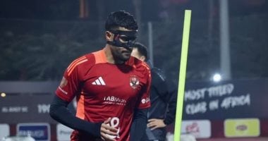 [العنوان المعاد صياغته]  
يحيى عطية الله وعمر كمال يقتربان من العودة لقائمة الأهلي أمام فاركو