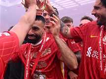 “رد فعل مفاجئ ينقذ نجم ليفربول من هجوم الجماهير! محمد صلاح يُحدث الفرق”