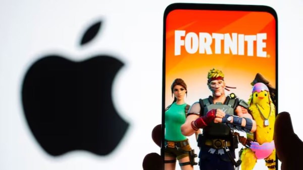 Epic Games تحقق انتصارا كبيرا .. حكم قضائي يجبر آبل على تغيير سياساتها