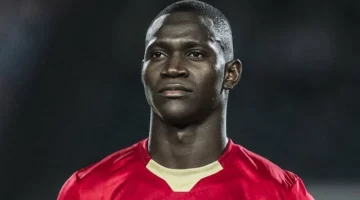 مفاجأة غير سارة من منتخب مالي تهدد انضمام ديانج إلى معسكر الأهلي قبل كأس العالم للأندية