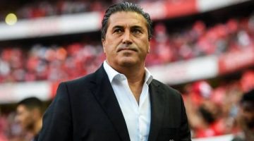 أيمن يونس يهاجم بيسيرو: الزمالك محتاج مدرب جريء