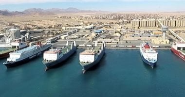 إغلاق ميناء الغردقة بسبب الأحوال الجوية الصعبة والرياح العاتية والأمواج العالية