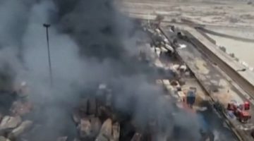إيران تعلن توقيف مسؤول حكومي بعد انفجار ميناء رجائي