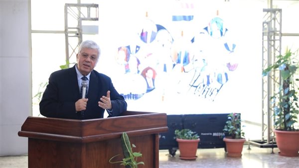 الأعلى للجامعات: تخصيص نسبة ثابتة من المنح الدراسية لخريجي مدارس المتفوقين