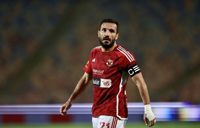 الأهلي يشكر علي معلول في بيان رسمي.. واحدًا من أبناء النادي وأبوابنا مفتوحة لك