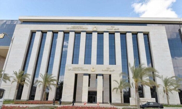فرص عمل ذهبية: وظائف شاغرة بمصنع سيارات بالعاشر من رمضان