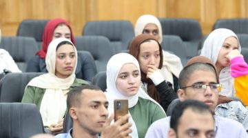 الفتوى لا تؤخذ إلا من المتخصص لأن ضررها أكبر وخطرها أشد.. صور