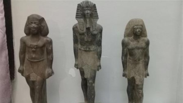 القصة الكاملة لسقوط رجل أعمال شهير بعملات أجنبية وتماثيل في الدلتا