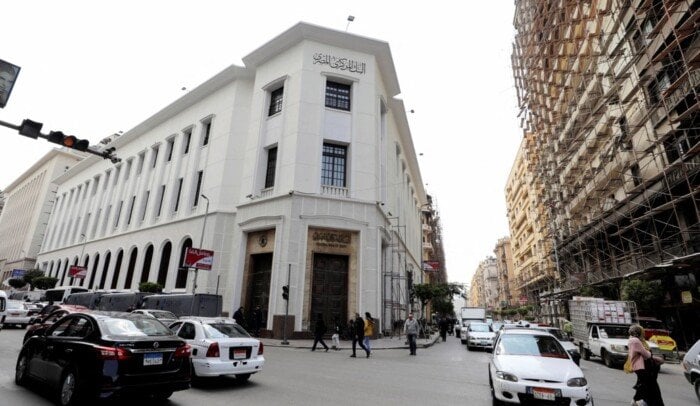 يتوقع البنك المركزي المصري 9.37 مليار دولار تدفقات نقد أجنبي في سنة