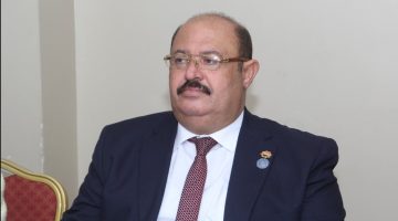 النقل البري تهنئ الرئيس السيسي بعيد العمال .. وتشيد بقراراته