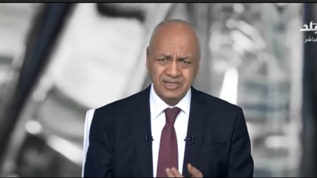 بكري يكشف تفاصيل القبض على 4 مسئولين كبار بإحدى المحافظات
