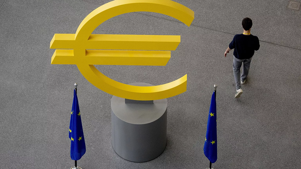تباطؤ وتيرة انكماش النشاط الصناعي في منطقة اليورو خلال أبريل