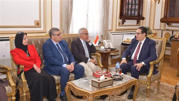 تجديد الاعتماد المؤسسى والاعتماد البرامجى لكلية الطب البيطرى بجامعة القاهرة