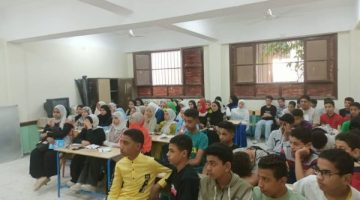 تعليم الوادى الجديد يواصل برنامج المراجعات النهائية لطلاب الشهادة الإعدادية