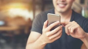 تقرير: مبيعات الهواتف الذكية تتأثر بـ”دوامة عدم اليقين” للرسوم الجمركية