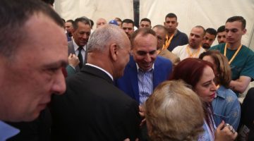 توافد الصحفيين على مقر النقابة للتصويت في كشوف الجمعية العمومية.. فيديو
