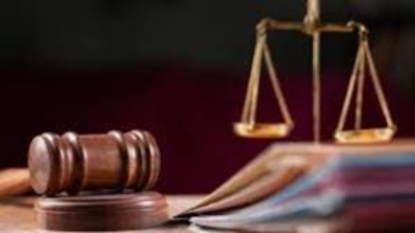 حبس عصابة سرقة جنوط السيارات بالشروق