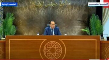 رئيس الوزراء يحسم الجدل: لا بيع أو تنازل عن ممتلكات وزارة الأوقاف