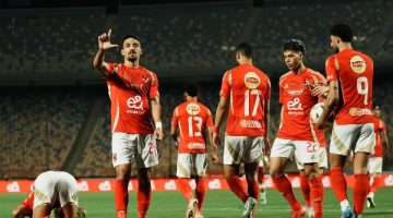 طاهر وكوكا.. الأهلي يضرب حرس الحدود بثنائية بالشوط الأول بالدوري