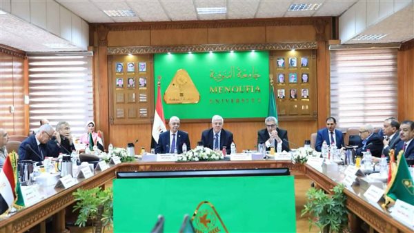 عاجل.. توجيه هام من وزير التعليم العالي بشأن نتائج امتحانات الجامعات