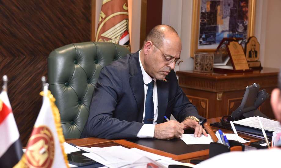 عاجل.. وزير العمل يُعلن عن وظائف في الأردن والتقديم متاح لمدة 5 أيام
