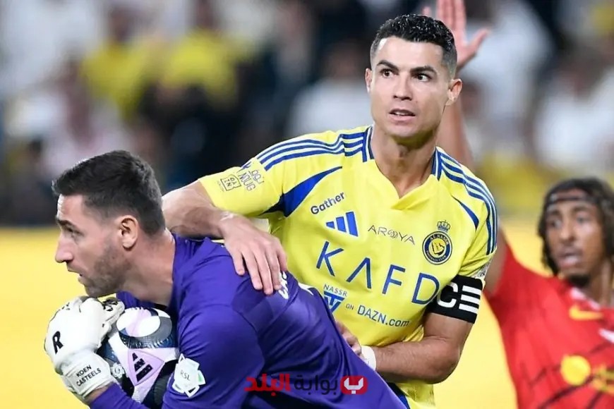 كاستيلس: حارس القادسية يتألق وينتزع جائزة القفاز الذهبي في الدوري السعودي!