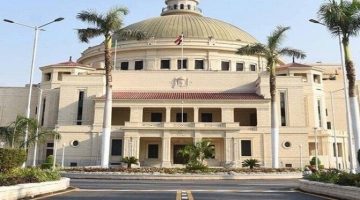 كلية الدراسات الإفريقية و«معلومات الوزراء» يبرزان 5 فرص وتحديات الاستثمار بإفريقيا