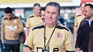 كواليس جلسة بيسيرو مع اللاعبين في مران الزمالك