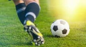 كيفية إدارة استخدام البيانات في أنظمة الذكاء الاصطناعي لكرة القدم
