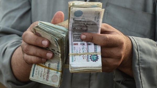 ما حكم أخذ قرض من البنك بغرض التجارة؟.. أمين الفتوى يجيب