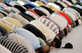 ما حكم تَرك صلاة الجُمعة والتكاسل عن أدائها؟