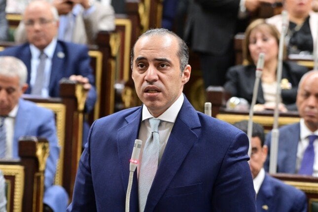 “محمود فوزي: الحكومة ترفض التحيز في قانون الإيجار القديم”