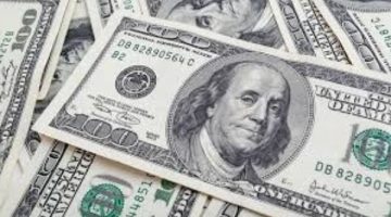 مفيش حاجة اسمها السعر العادل للدولار