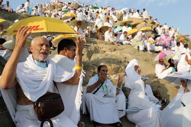 من الإحرام إلى الطواف.. تعرف على مناسك الحج بالترتيب