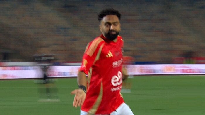 «مهرجان أهداف».. صاروخية الشحات تمنح الأهلي الهدف الخامس أمام فاركو بالدوري «فيديو»
