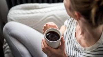 نشرة المرأة والمنوعات| إزاي تشتري بطيخة مرملة.. أدوية لا يجب عليك خلطها مع القهوة أبدًا